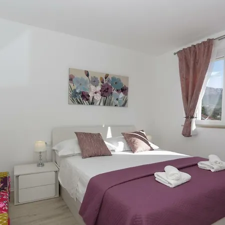 Appartement Elli Luxury Kaštela